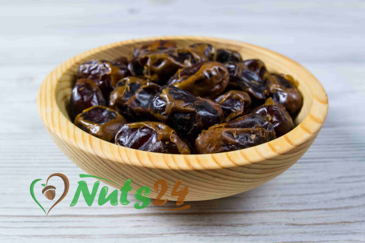 Финики с косточкой СОИР (Иран)